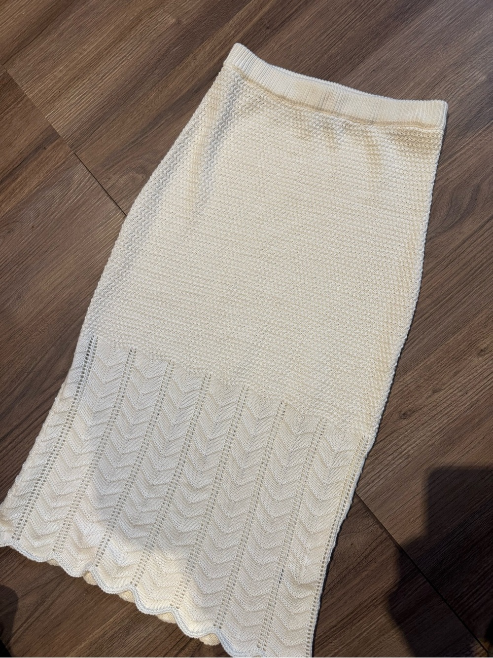 French Connection Cream Knit Midi Skirt with Scalloped Hem
